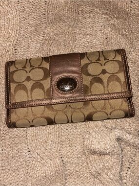 SALE! Coach Signature Brown Monogram Leather Trifold Wallet Gold Brown Leather